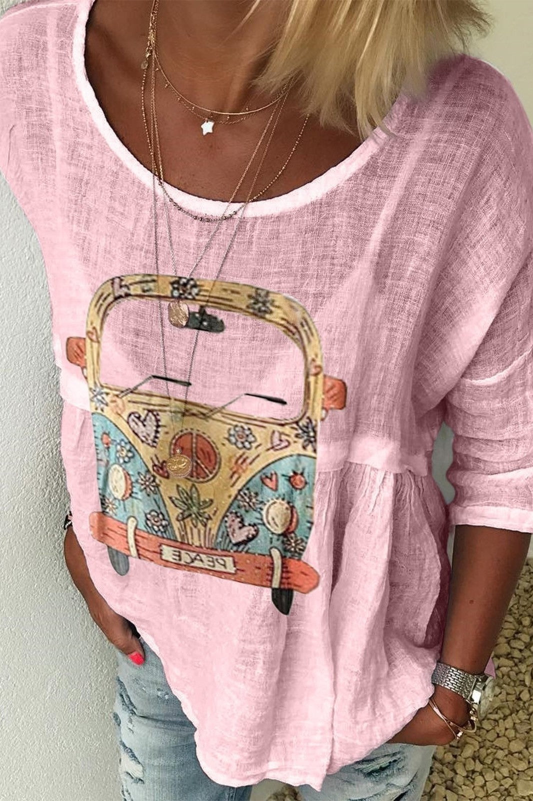 Women's Shirt – Relaxed Fit – Natural Fibers – Round Neck – Artistic Print