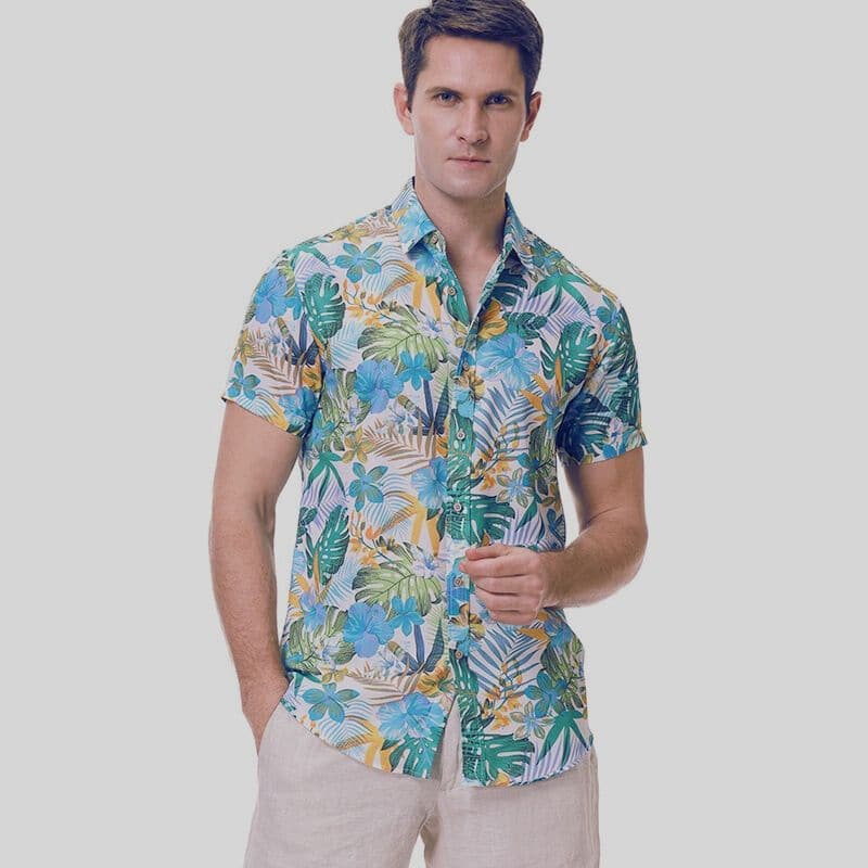 Men's Shirt - Short-Sleeved Hawaiian Shirt - Relaxed Fit - Tropical Floral Print