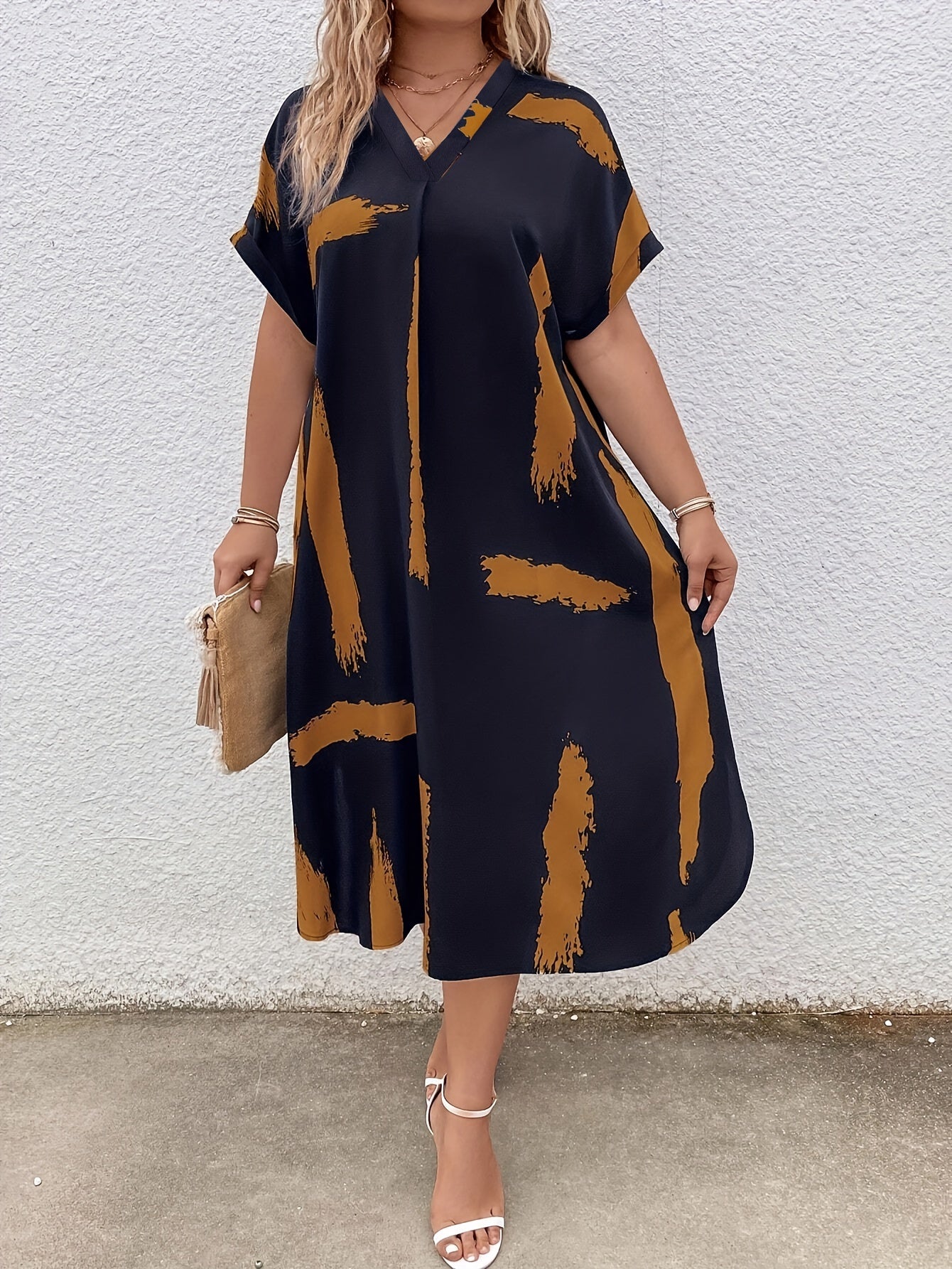 Women's Midi Dress - Loose Fit - V-neck - Short Sleeves - Light and Airy