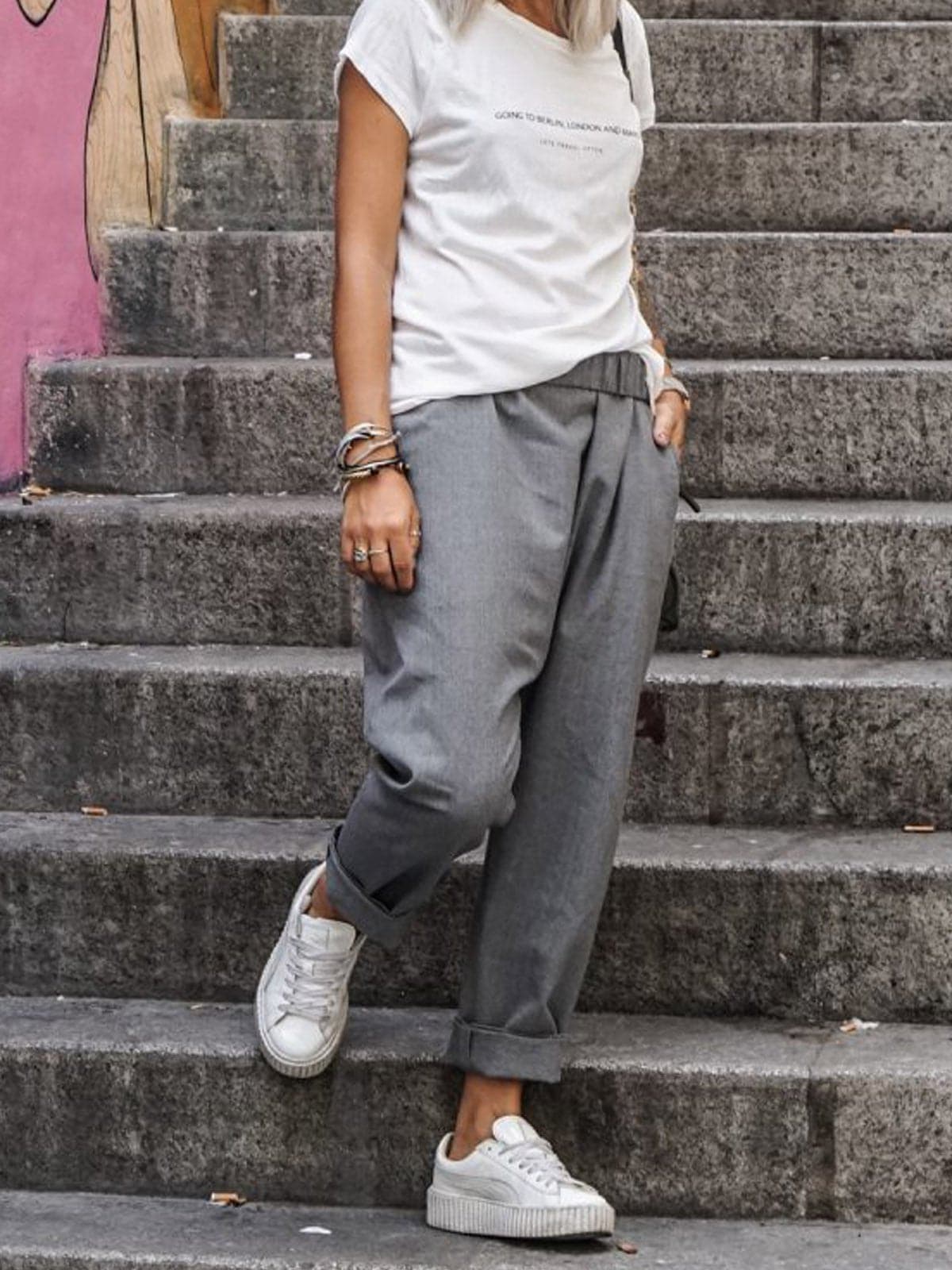 Women's Pants - Loose Fit - Elastic Waist - Light and Comfortable - Casual Style