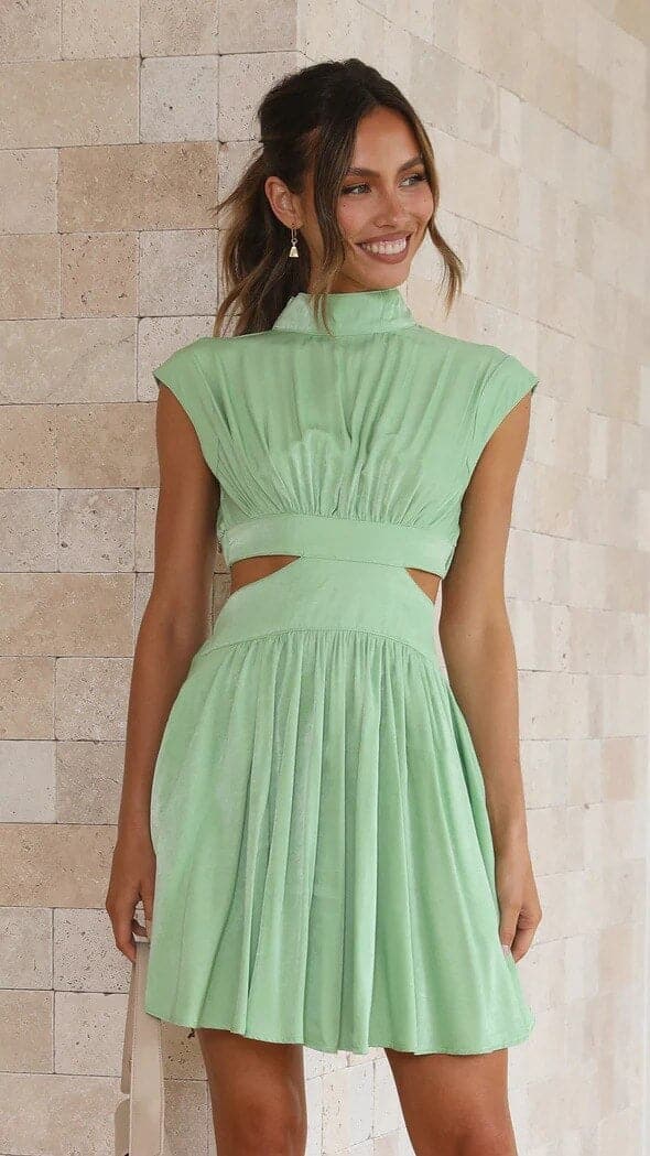 Linda - Gorgeous Loose-Fitting Designer Dress