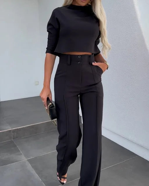 Women's Two-Piece Set - Cropped Top with Long Sleeves - High Waist Wide-Leg Pants