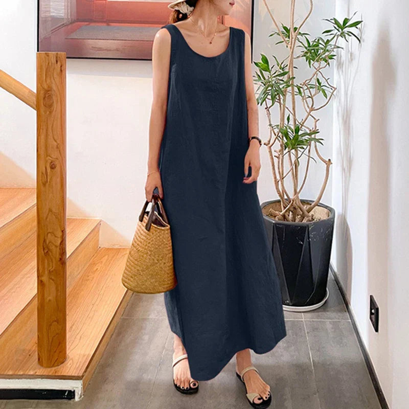 Women's Maxi Dress - Sleeveless Loose Fit - Light and Breathable - Round Neck Casual Look