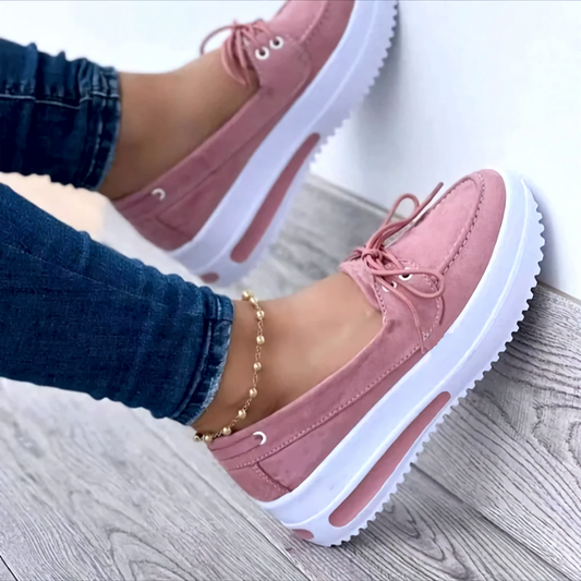 Women's Sailing Shoes - Soft Suede - Platform Sole Non-Slip - Comfortable Lace-Up Closure