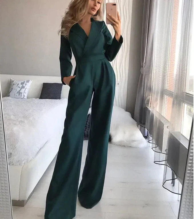 Dakota - Stilfuld Lang Jumpsuit med Krave og Brede Ben for et Raffineret og Moderne Look
