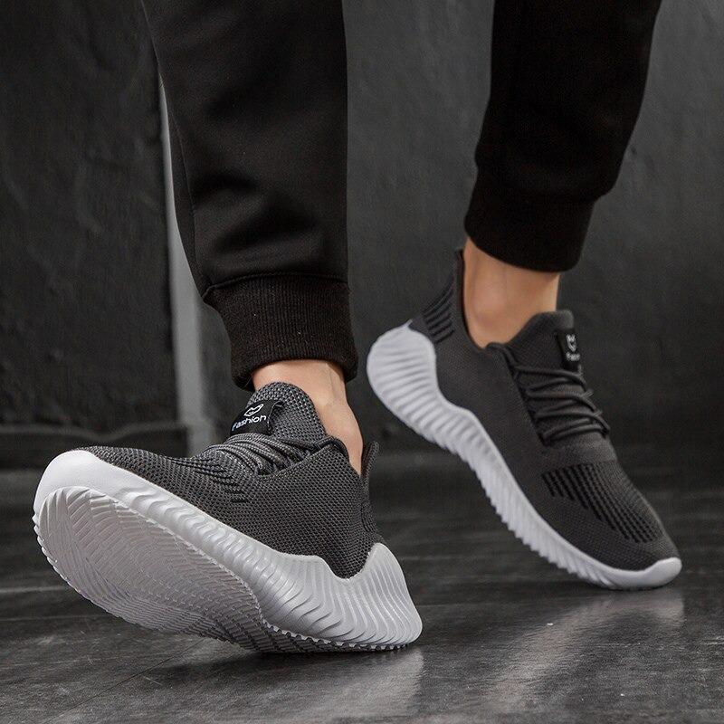 Men's Training Shoes - Breathable Knit Upper - Shock-Absorbing Sole - Lace-Up Closure