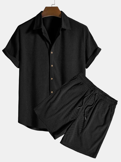Men's Set - Short-Sleeved Shirt & Shorts - Button Closure - Elastic Waist - Ribbed Texture