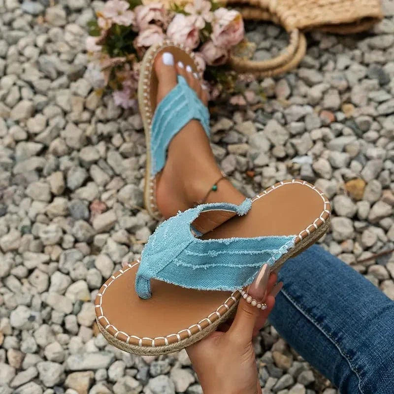 Women's Sandals - Flat Comfortable - Toe Split Design - Casual and Lightweight