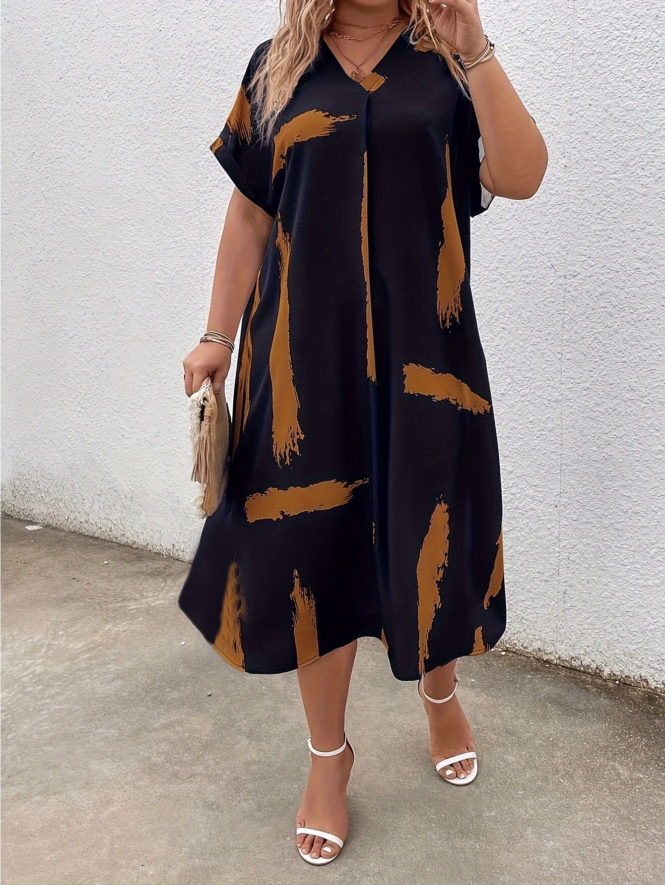 Women's Midi Dress - Loose Fit - V-neck - Short Sleeves - Light and Airy