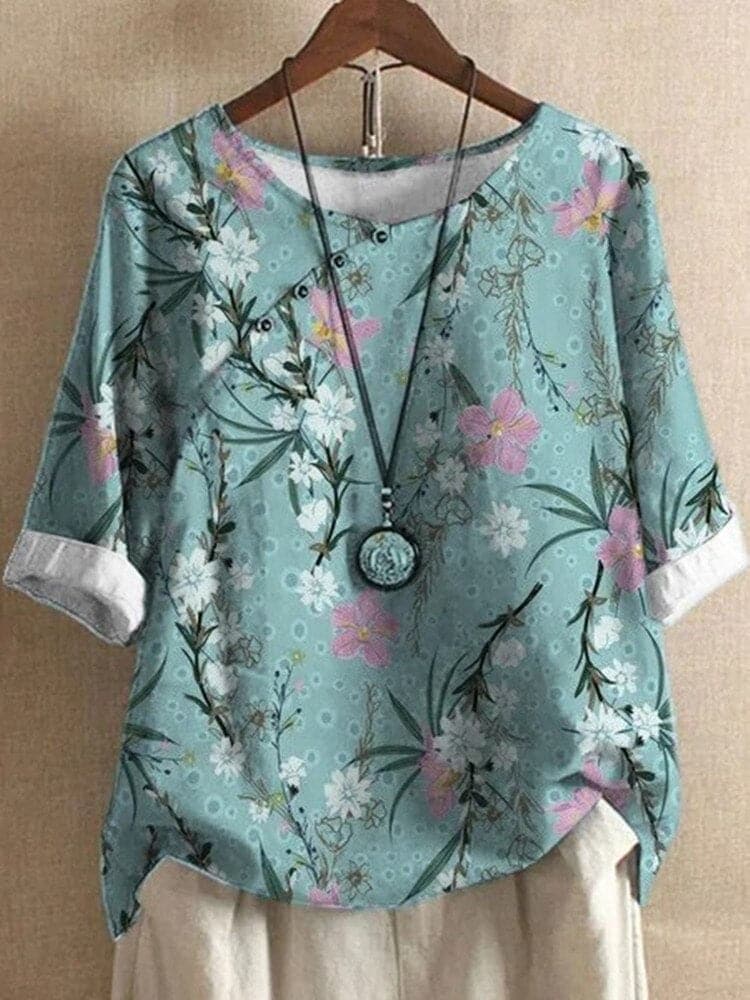 Women's Blouse - Floral Pattern - Relaxed Fit - Round Neck - Button Details