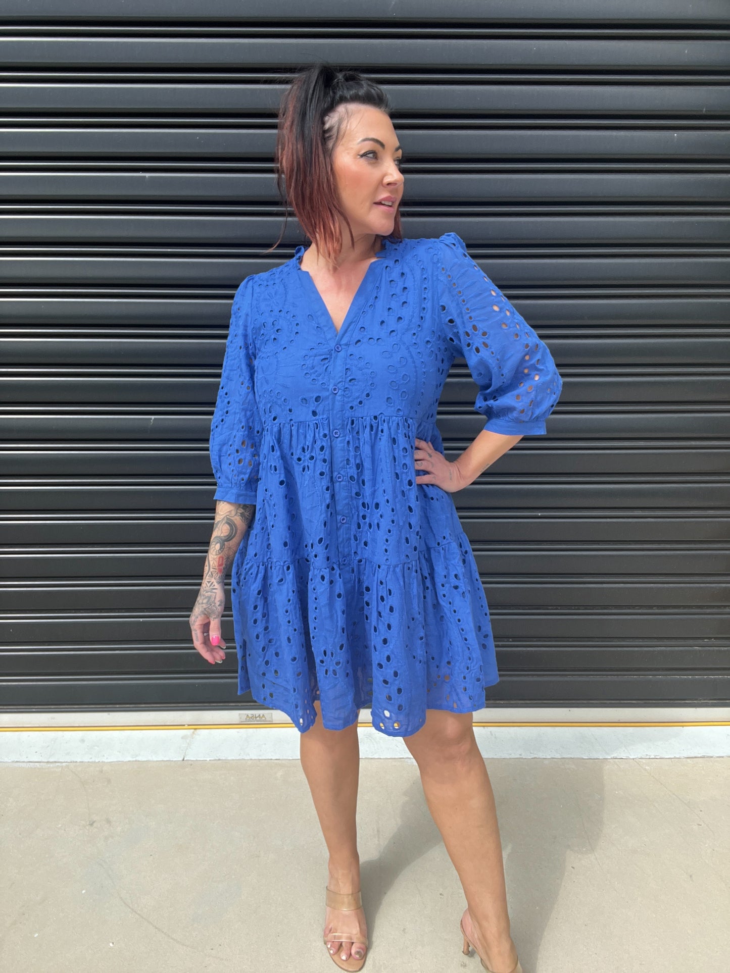 Women's Dress - A-line Loose Fit - 3/4 Sleeves - Button Closure & Broderie Anglaise