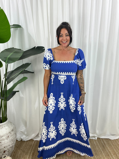 Women's Maxi Dress - Off-Shoulder - Puff Sleeves - Flowy and Elegant Design
