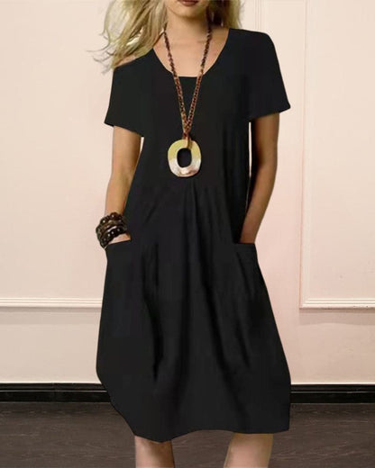 Women's Dress - Loose Fit - Round Neck - Short Sleeves - With Practical Pockets