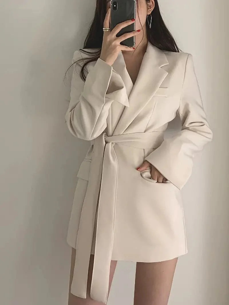 Women's Blazer Dress - Tailored Fit - Belted Waist - Single Button with Flap Pockets