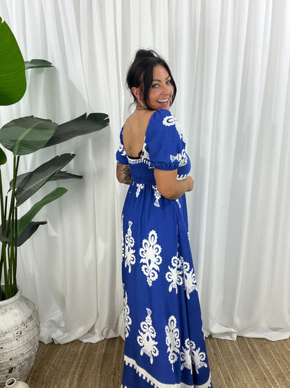 Women's Maxi Dress - Off-Shoulder - Puff Sleeves - Flowy and Elegant Design