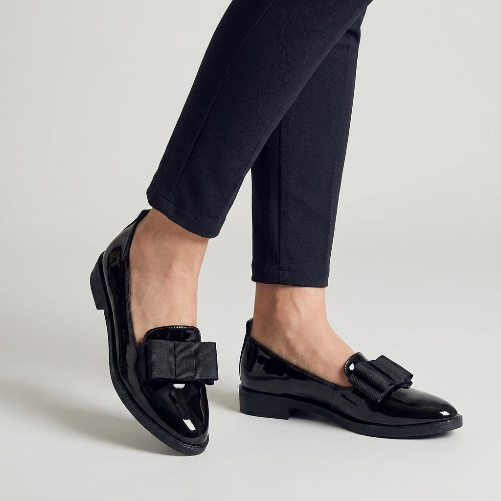Pointed Toe Leather Loafers for Women – Stylish & Supportive Comfort