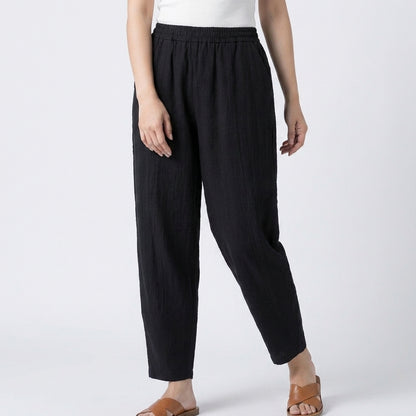Relaxed Tapered Pants for Women – Effortless Comfort & Everyday Style