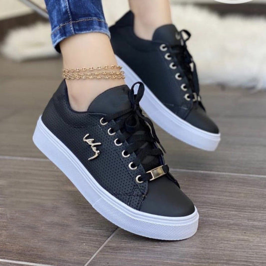 Women's Sneakers - Low Shaft - Breathable Design - Comfortable Rubber Sole - Lace Closure