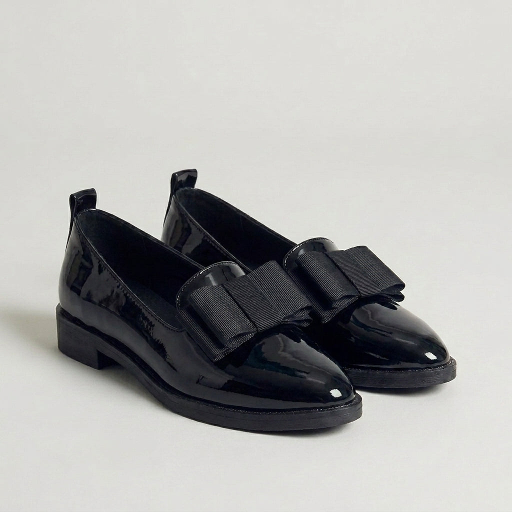 Pointed Toe Leather Loafers for Women – Stylish & Supportive Comfort
