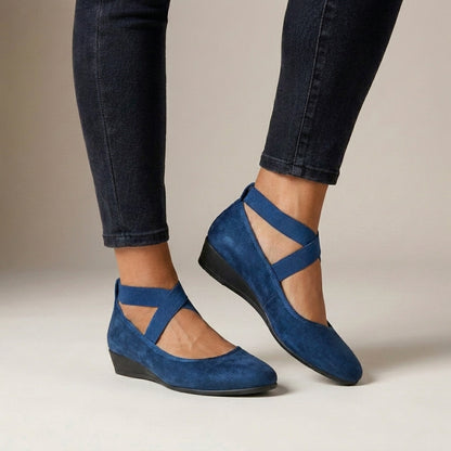 Orthopedic Wedge Flats with Criss-Cross Straps for Women – Supportive & Comfortable Design