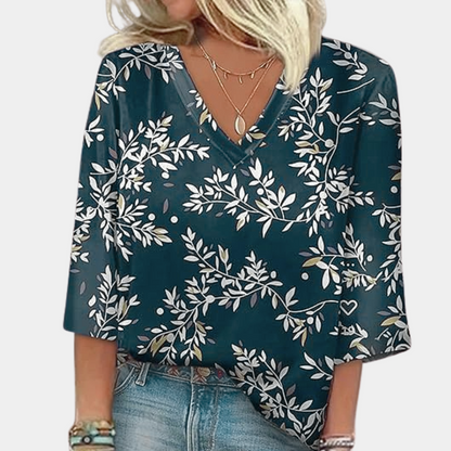 Women's Blouse - V-Neck - Floral Pattern - Relaxed Fit - 3/4 Sleeves