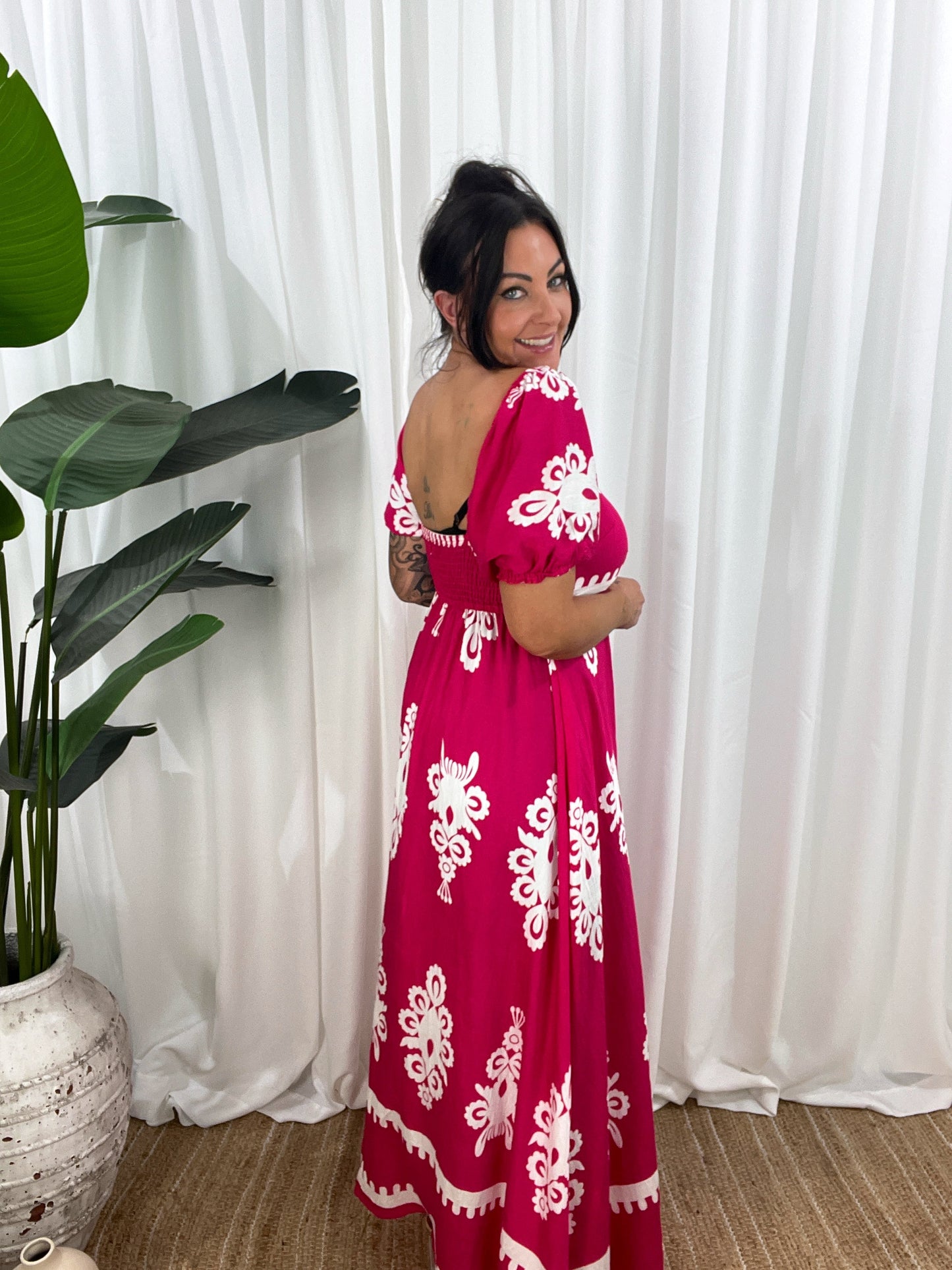Women's Maxi Dress - Off-Shoulder - Puff Sleeves - Flowy and Elegant Design