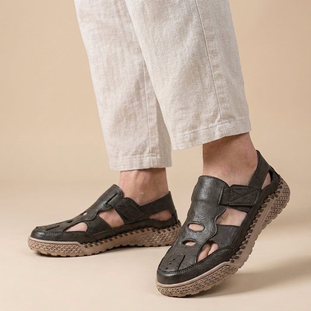 Breathable Closed-Toe Sandals for Men – Lightweight Everyday Comfort