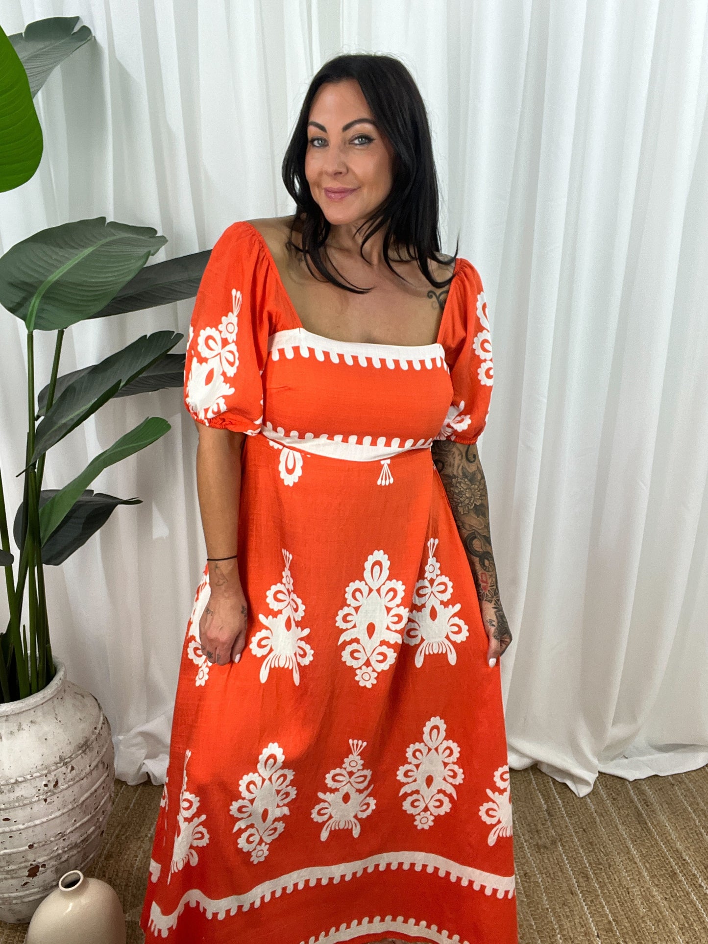 Women's Maxi Dress - Off-Shoulder - Puff Sleeves - Flowy and Elegant Design