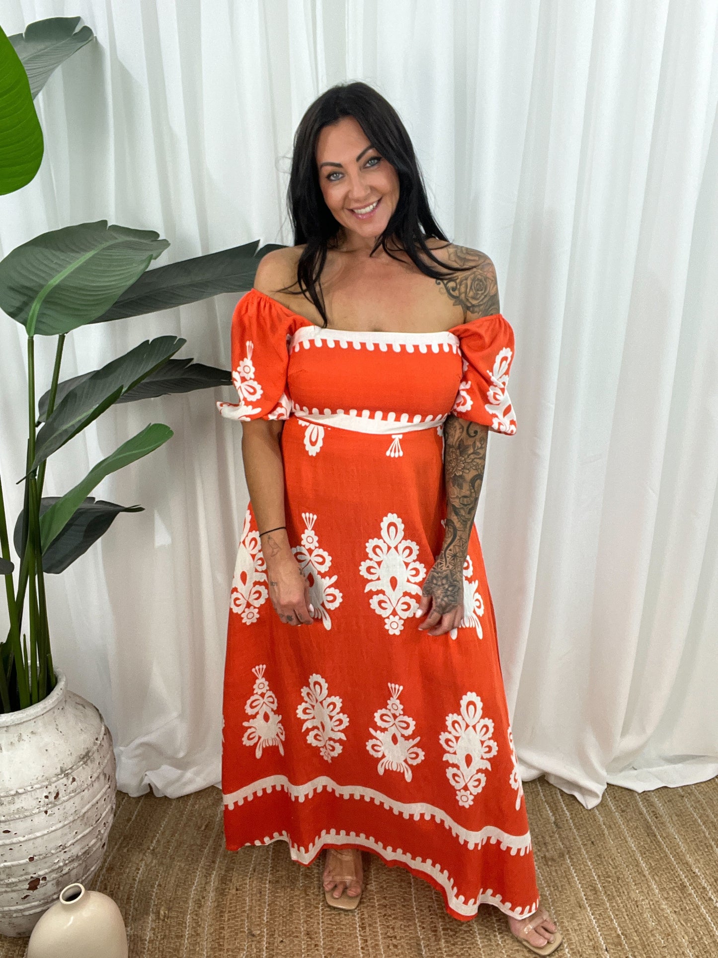 Women's Maxi Dress - Off-Shoulder - Puff Sleeves - Flowy and Elegant Design