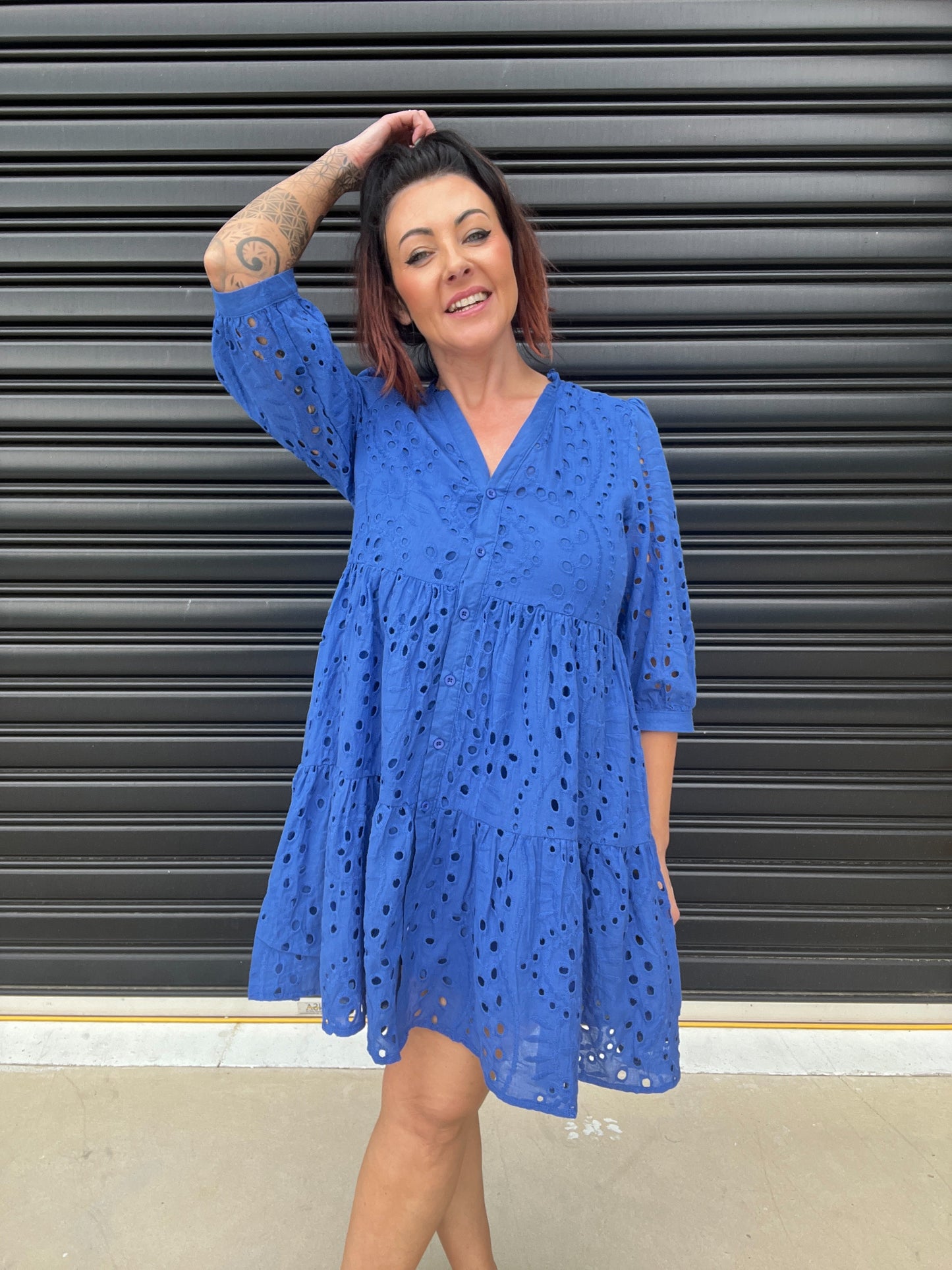 Women's Dress - A-line Loose Fit - 3/4 Sleeves - Button Closure & Broderie Anglaise