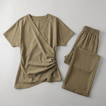 Relaxed Fit Two-Piece Outfit Set for Women – Effortless Vacation Elegance