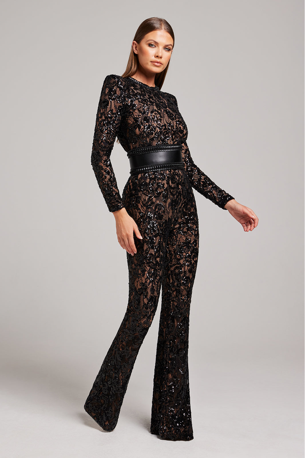 Roos - Elegant Jumpsuit with Long Sleeves and Flared Legs for Women