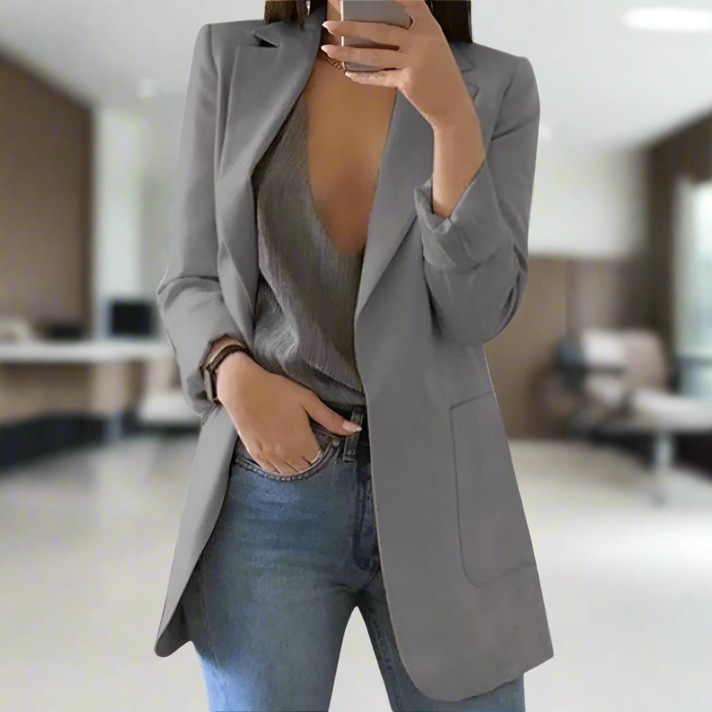 Blazer til Kvinder - Skræddersyet Pasform - Lang - Notch Revers - Elegante Detaljer