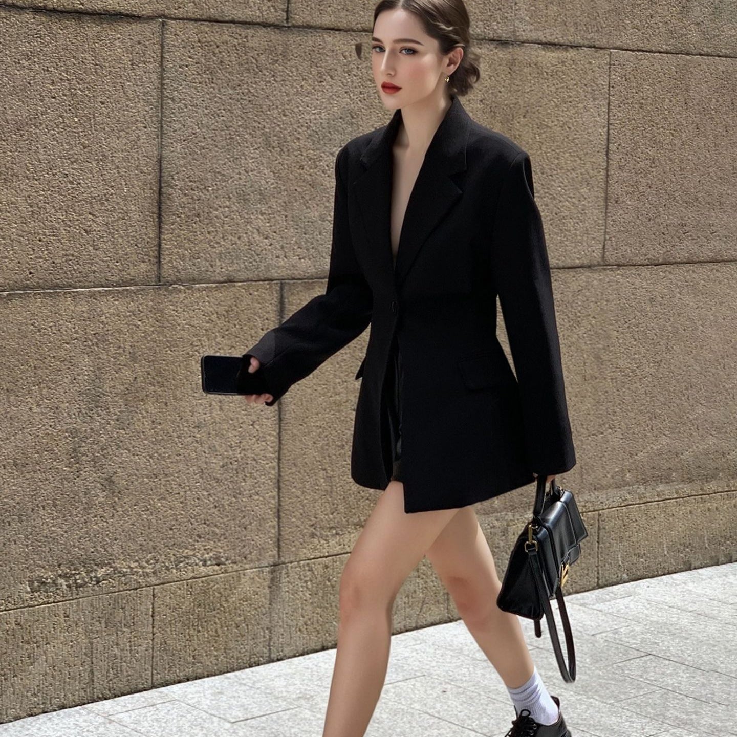 Women's Blazer – Slim Fit – Waistband – Long Sleeves – Mid-Length – V-Neck