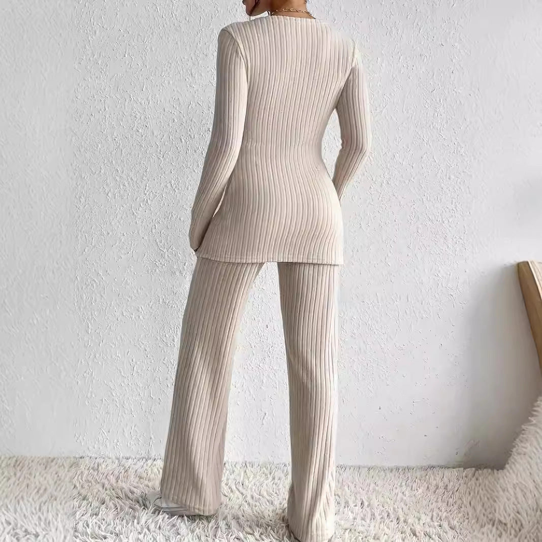 Women's Set in Ribbed Material – Wrap Blouse with Long Sleeves – Loose Pants
