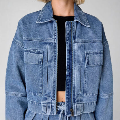 Women's Denim Jacket – Oversized Fit – Cropped – Zipper – Chest Pockets with Utility Style