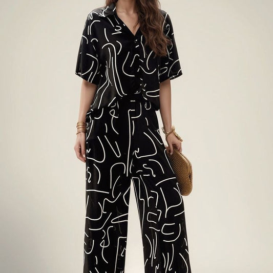 Women's Blouse – Oversize Fit – Breathable Cotton – Short Sleeve – Abstract Print