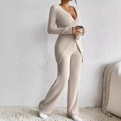 Women's Set in Ribbed Material – Wrap Blouse with Long Sleeves – Loose Pants
