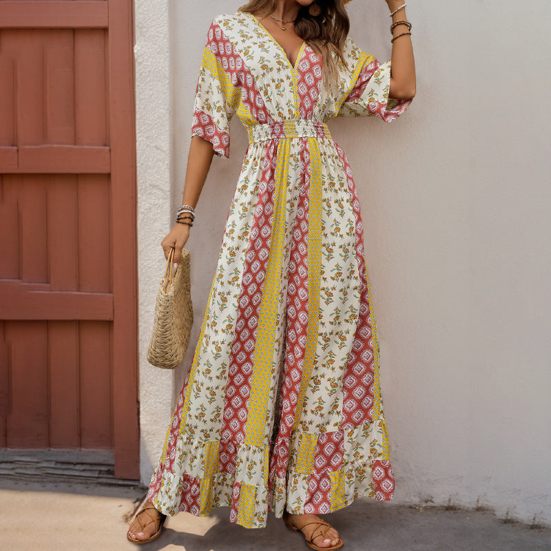 Kvindedragt – Boheme Print – V-Hals – Elastisk Talje – Løs Pasform – Lange Ben