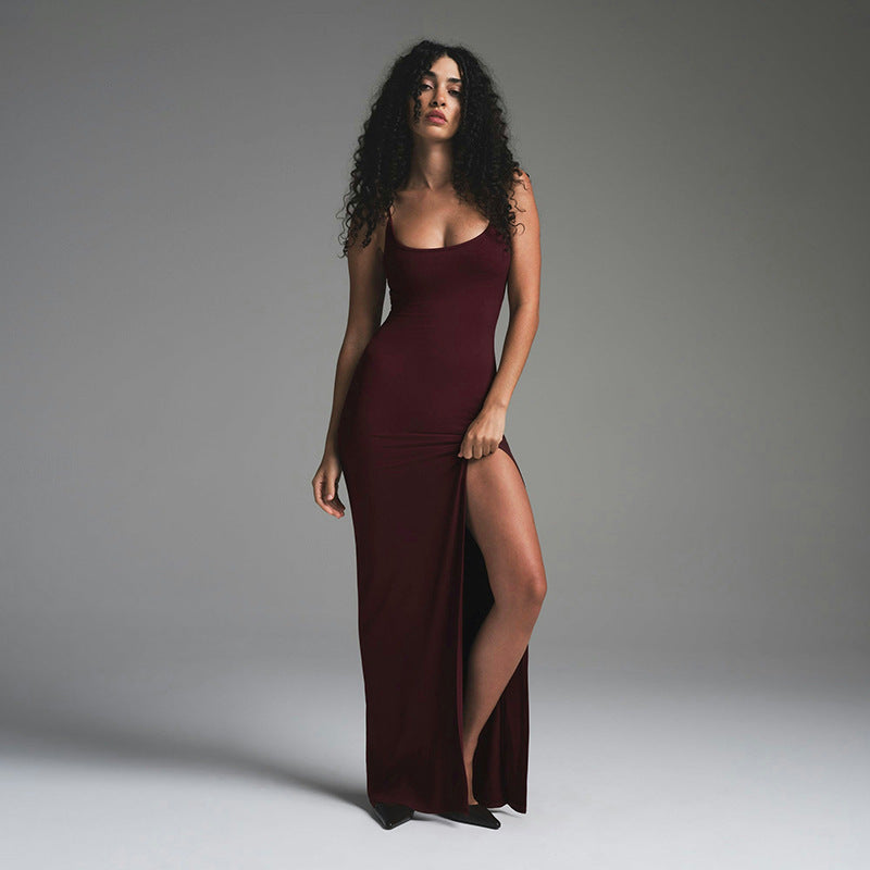 Women's Maxi Dress – Slim Fit – Spaghetti Straps – Slit – Backless Evening Look
