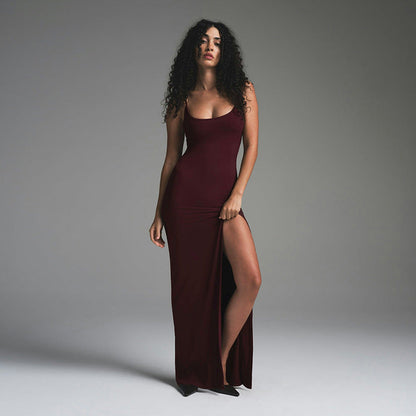 Women's Maxi Dress – Slim Fit – Spaghetti Straps – Slit – Backless Evening Look
