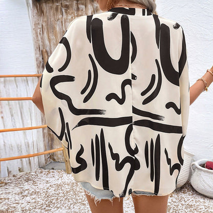 Women's Blouse – Loose Fit – V-Neck – Batwing Sleeves – Geometric Pattern