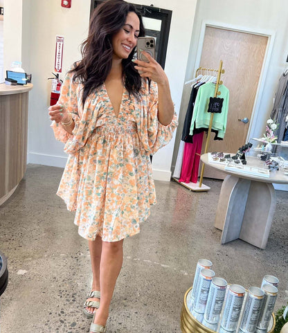 Dress for Women – Chiffon – V-Neck – Ruched Waist – Bohemian Fit – Bishop Sleeves