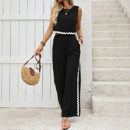 Women's Two-Piece Set – Sleeveless Cropped Top and Pants – Relaxed Fit – Contrast Trim