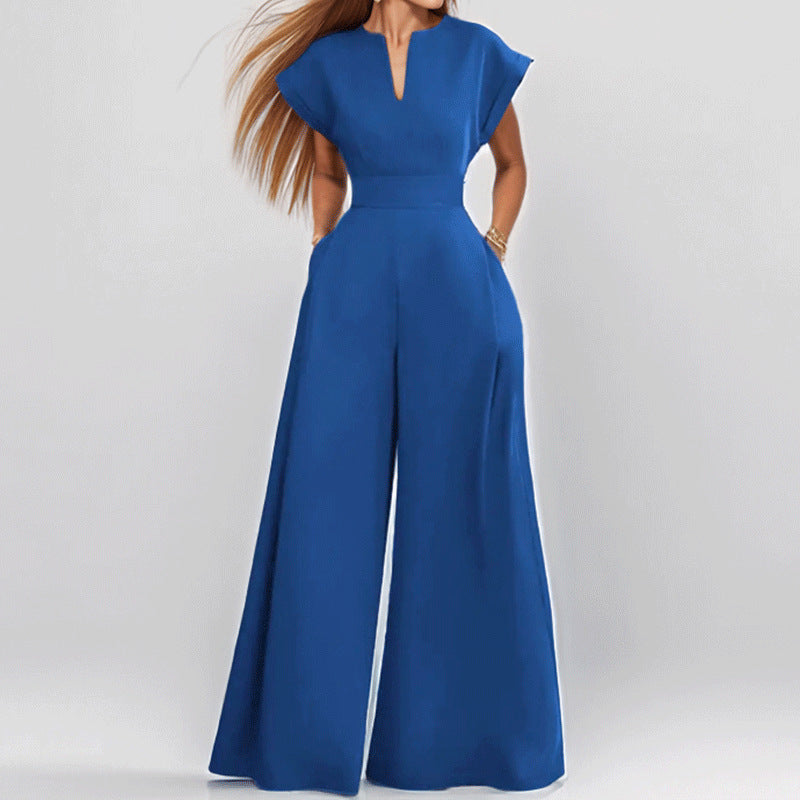 Women's Jumpsuit – Loose Fit – V-Neck – Short Sleeves – Wide Legs – With Pockets