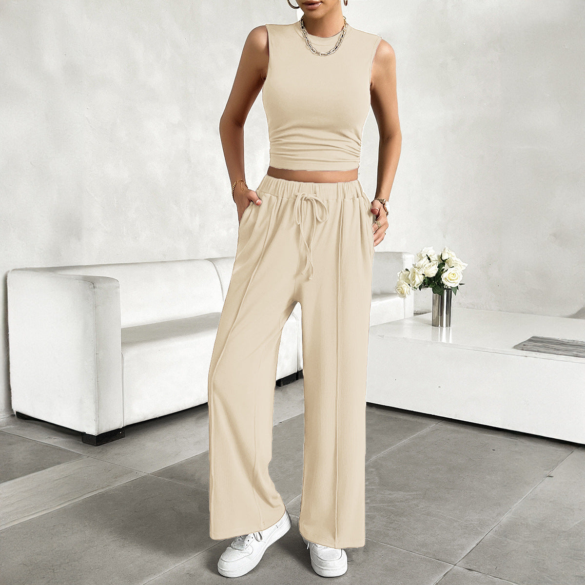 Women's Set – Sleeveless Crop Top – Wide-Legged Pants – Light and Breathable Comfort