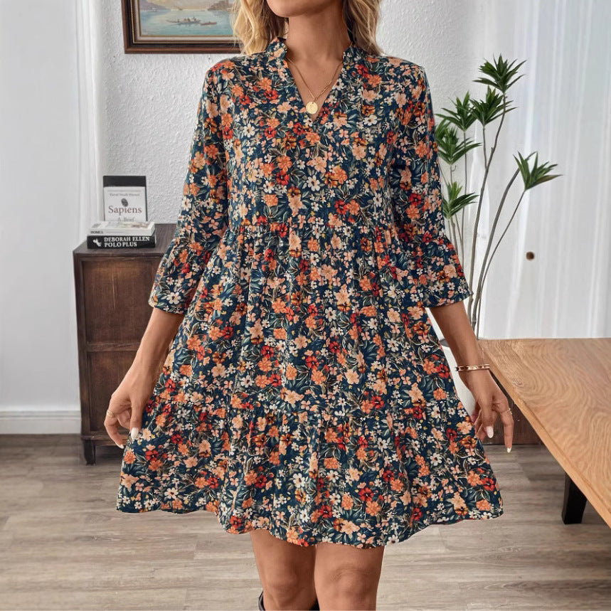 Women's Dress – A-line Fit – V-neck – 3/4 Trumpet Sleeves – Floral Print