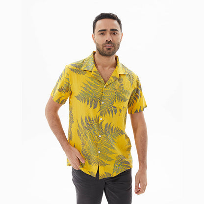 Men's Shirt with Short Sleeves – Relaxed Fit – Leaf Print – Light and Breathable