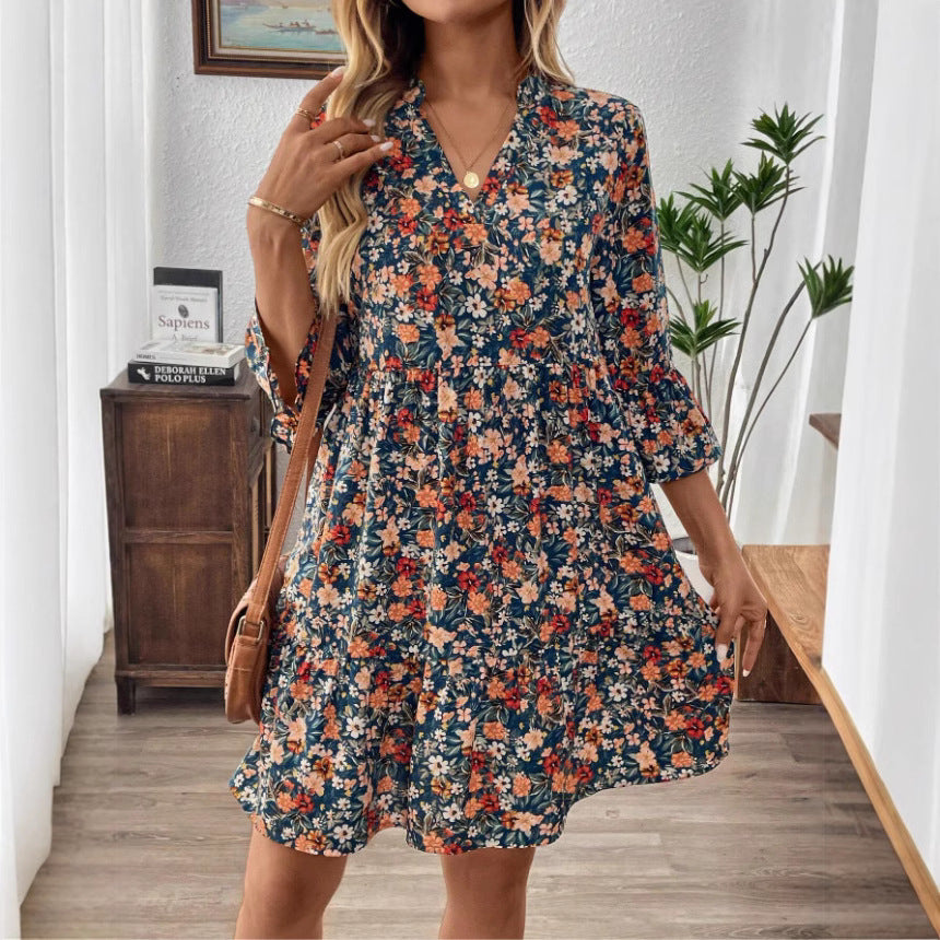 Women's Dress – A-line Fit – V-neck – 3/4 Trumpet Sleeves – Floral Print