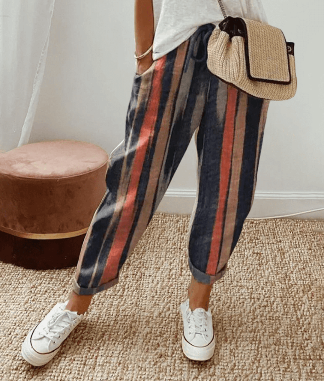 Women's Pants – Relaxed Fit – Breathable Blend – Drawstring Waist – Abstract Print – Cropped